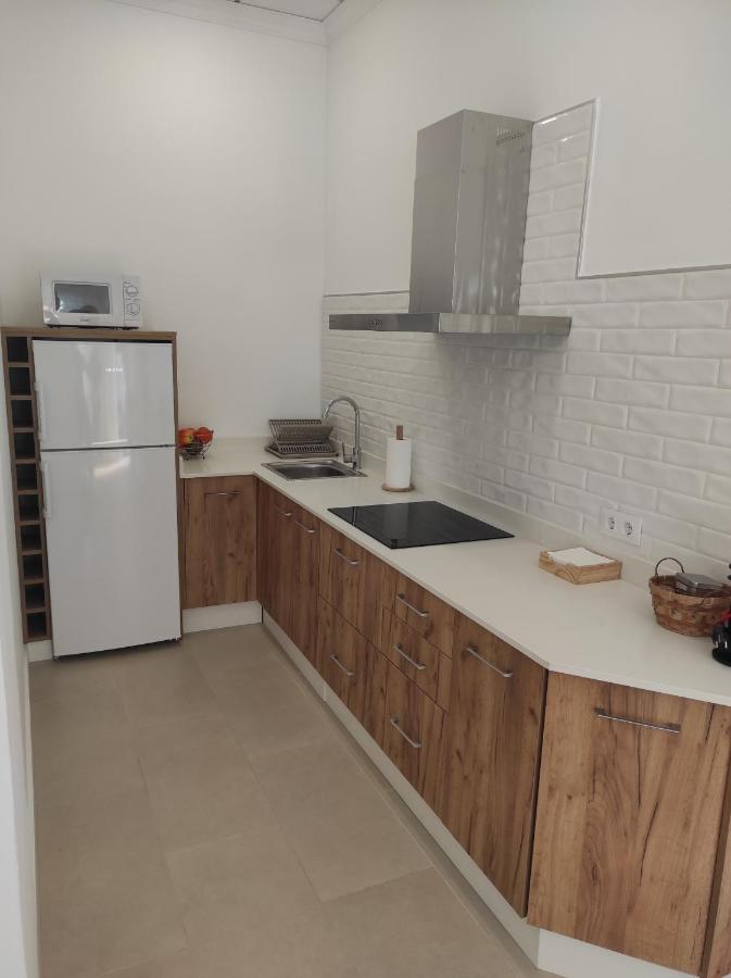 Apartamento Turistico Leo Baena Exterior foto