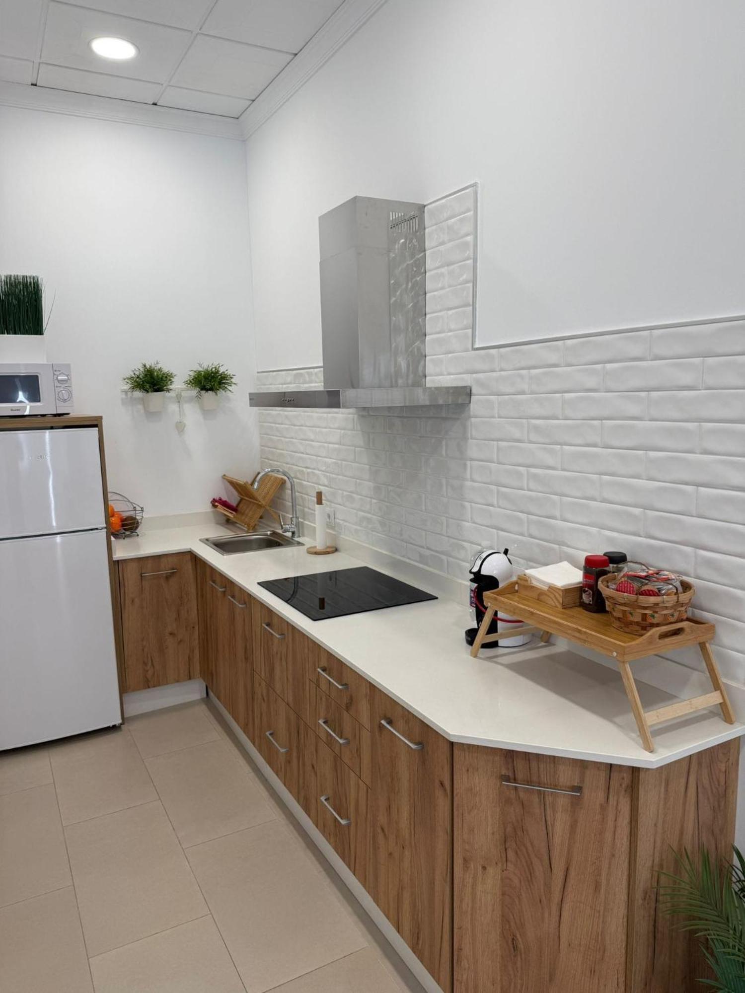 Apartamento Turistico Leo Baena Exterior foto